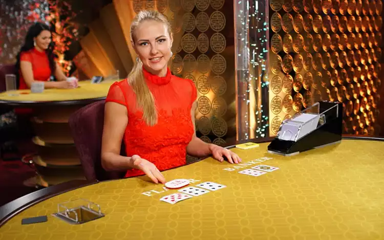 Confronto Speed Baccarat e Lightning Baccarat Evolution